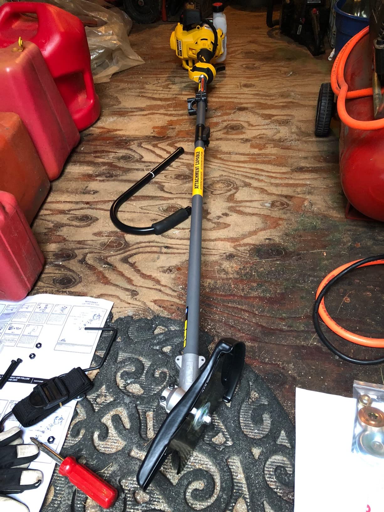 DEWALT Brush Cutter Gas Powered, 27cc, 17-inch, Attachment Capable (DXGST227BC) customer photo 1