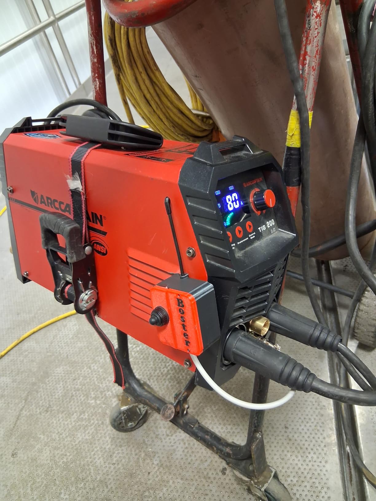 ARCCAPTAIN TIG Welder 200A, High Frequency 110v/220v Dual Voltage TIG/Stick/Arc 2 in 1 Welder LED Digital Display Welding Machine with 2T/4T Function and Tungsten Electrode customer photo 2