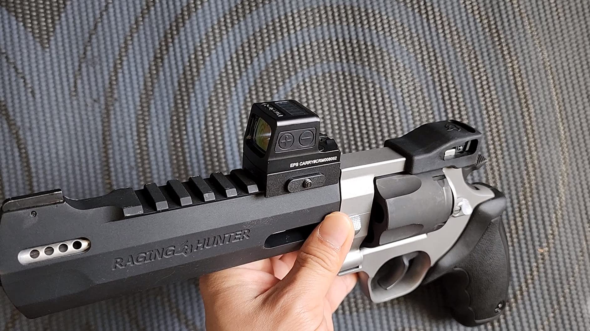 Holosun EPS Carry Series, 2MOA, 6MOA, 32 MOA Circle 2 MOA Dot Options, Modified RMSc, RMSc Adapter Plate customer photo 2