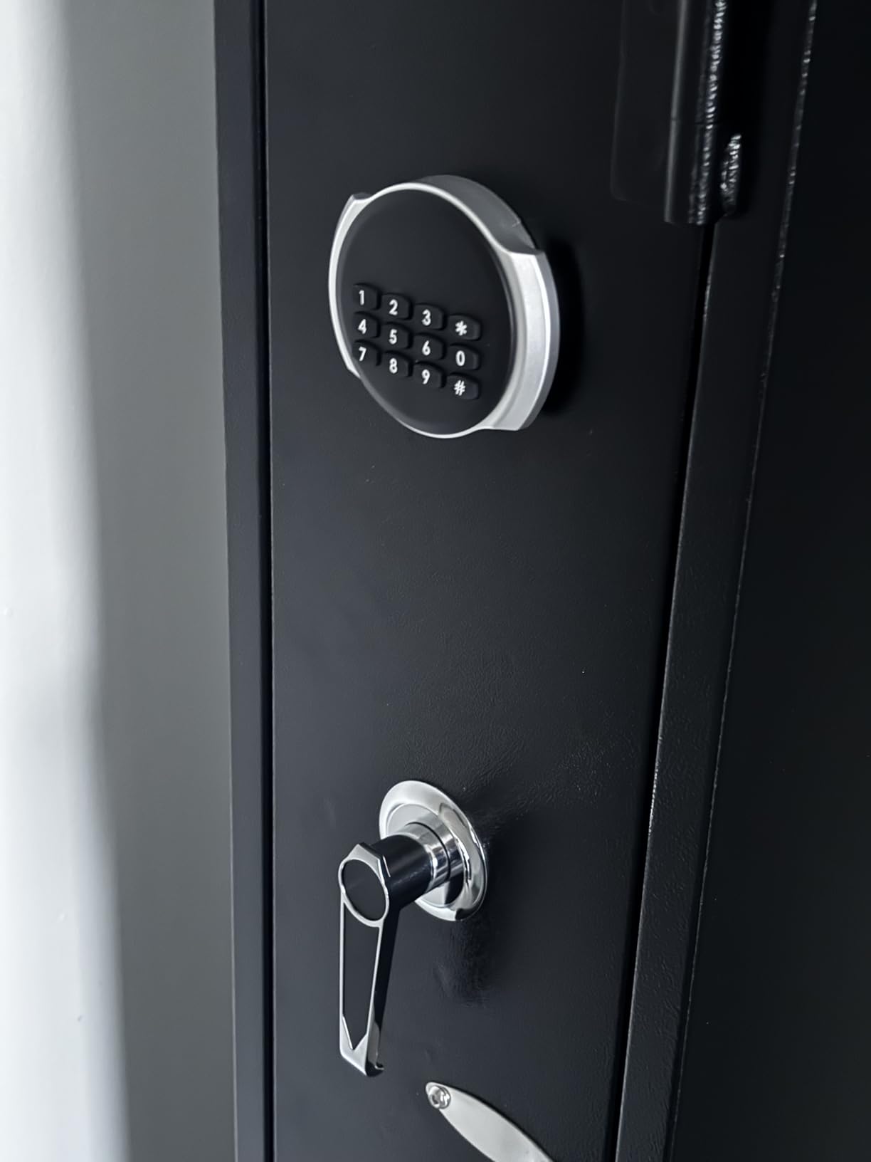 KAER 2-3 Gun Safe, Rifle Safe, Gun Safe for Rifles and Pistols, Gun Cabinet for Shotguns, Long Gun Cabinet with Removable Storage Shelf, LED Light, Quick Access customer photo 2