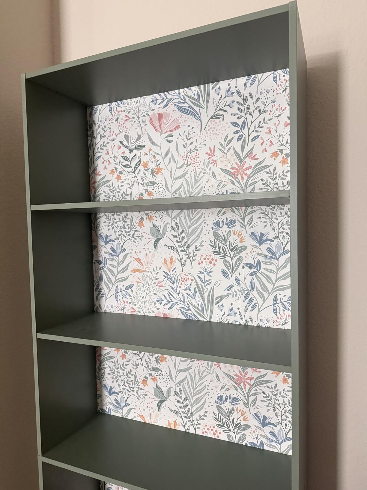 FOTOSOK 6-Tier Open Bookcase and Bookshelf, Freestanding Display Storage Shelves Tall Bookcase for Bedroom, Living Room and Office, White customer photo 2