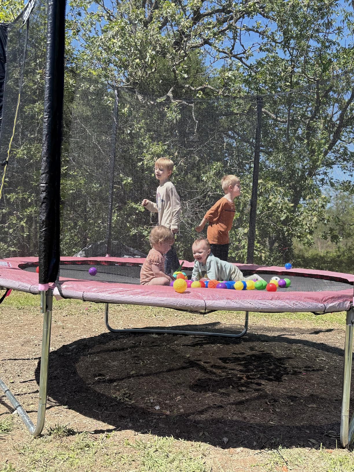 AOTOB 8FT 10FT 12FT 14 FT 15FT Trampoline with Safety Enclosure Net，Outdoor Trampoline with Basketball Hoop, Heavy Duty Jumping Mat and Spring Cover Padding for Kids and Adults, Storage Bag and Ladder customer photo 2