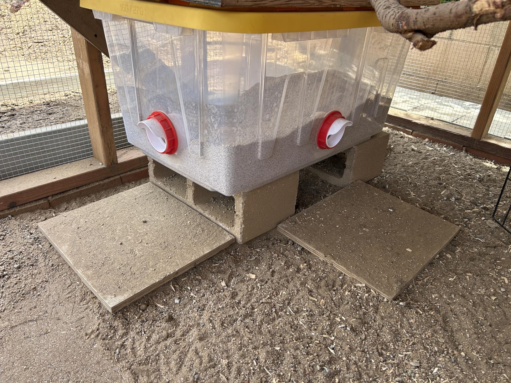 ZenxyHoC Chicken Feeders No Waste, DIY Automatic Poultry Feeder 4 Ports 1 Hole Saw with Covers Gravity Feed Kit for Buckets Barrels Bins Troughs customer photo 1