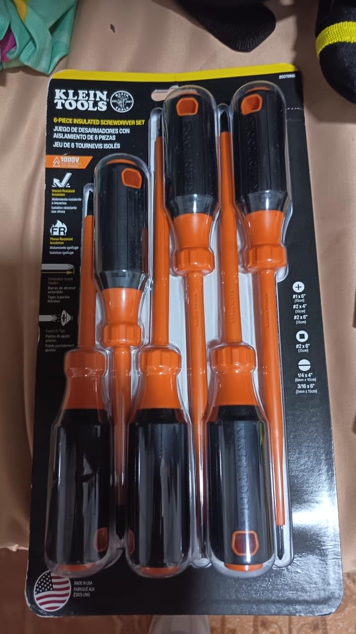 Klein Tools 85076INS Insulated Screwdriver Set, Made in USA, features 1000V Electricial Screwdrivers, (3) Phillips and (2) Slotted and Square Tips, 6-Piece customer photo 1