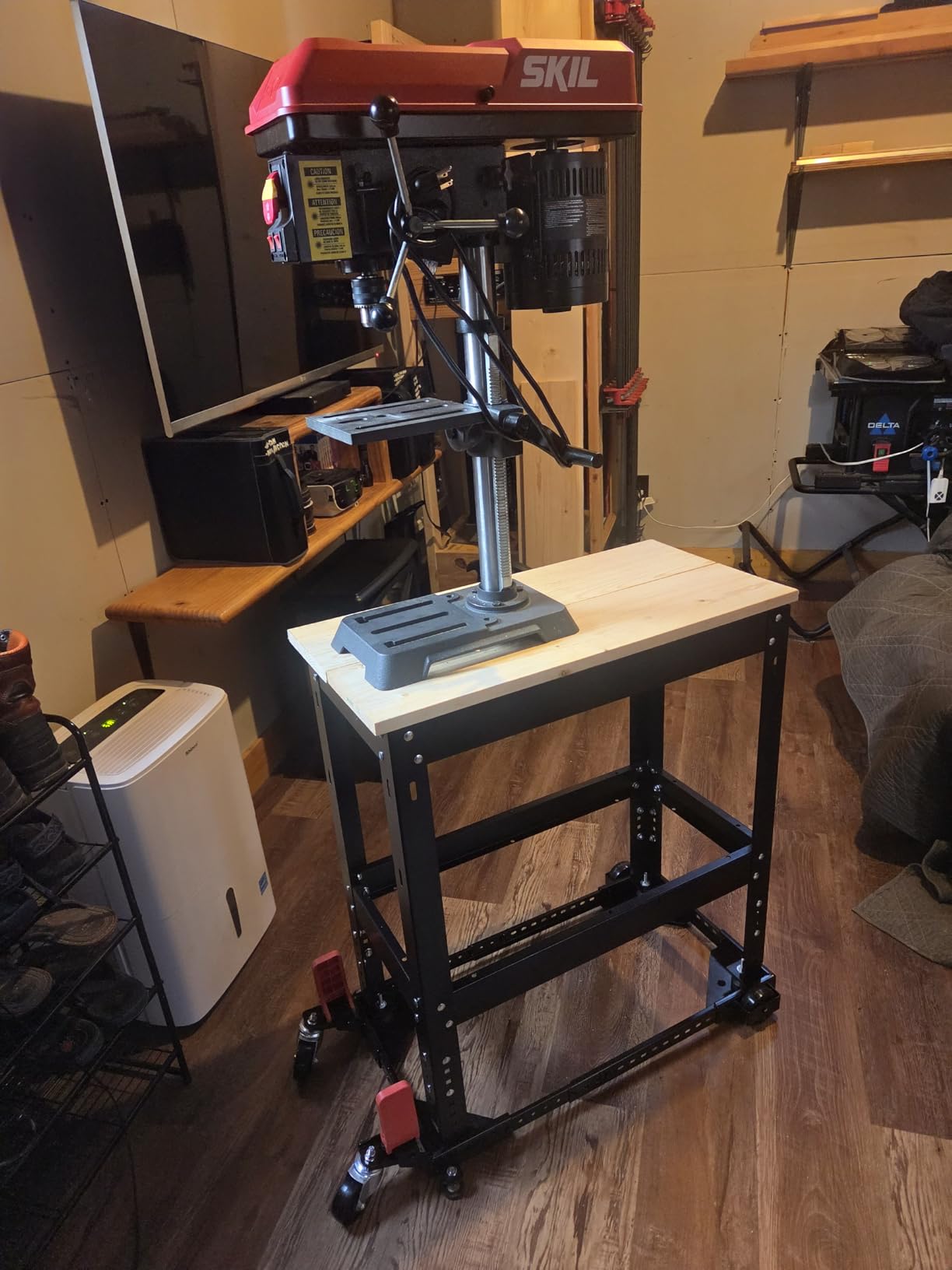 SKIL 6.2 Amp 10 In. 5-Speed Benchtop Drill Press with Laser Alignment & Work Light - DP9505-00 customer photo 1