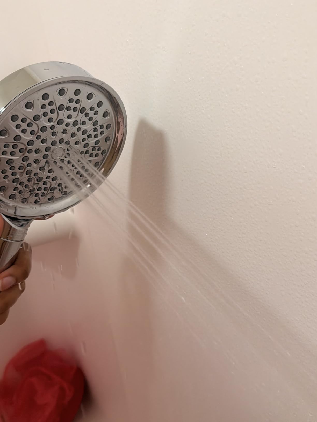 Cobbe Filtered Shower Head with Handheld, High Pressure 6 Spray Mode Showerhead with Filters, Water Softener Filters Beads for Hard Water - Remove Chlorine - Reduces Dry Itchy Skin, Chrome customer photo 2