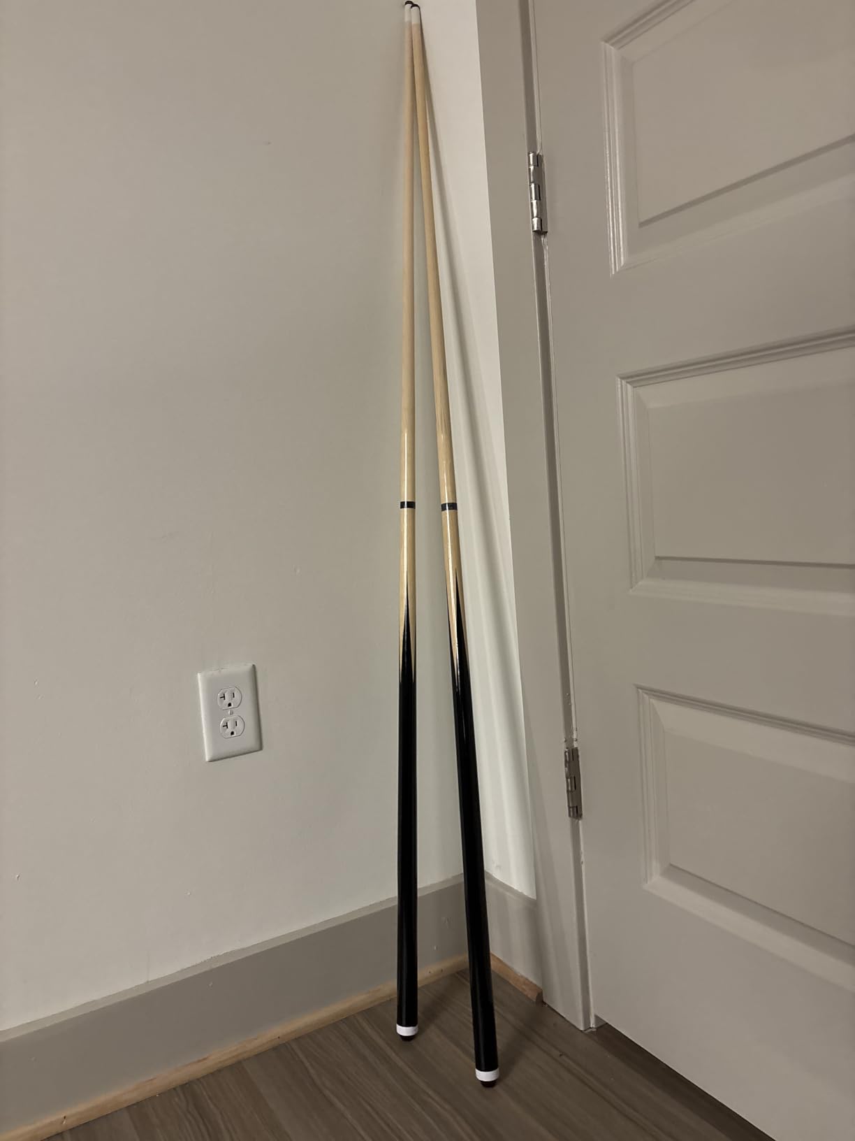 HMQQ Pool Cue Sticks - 42