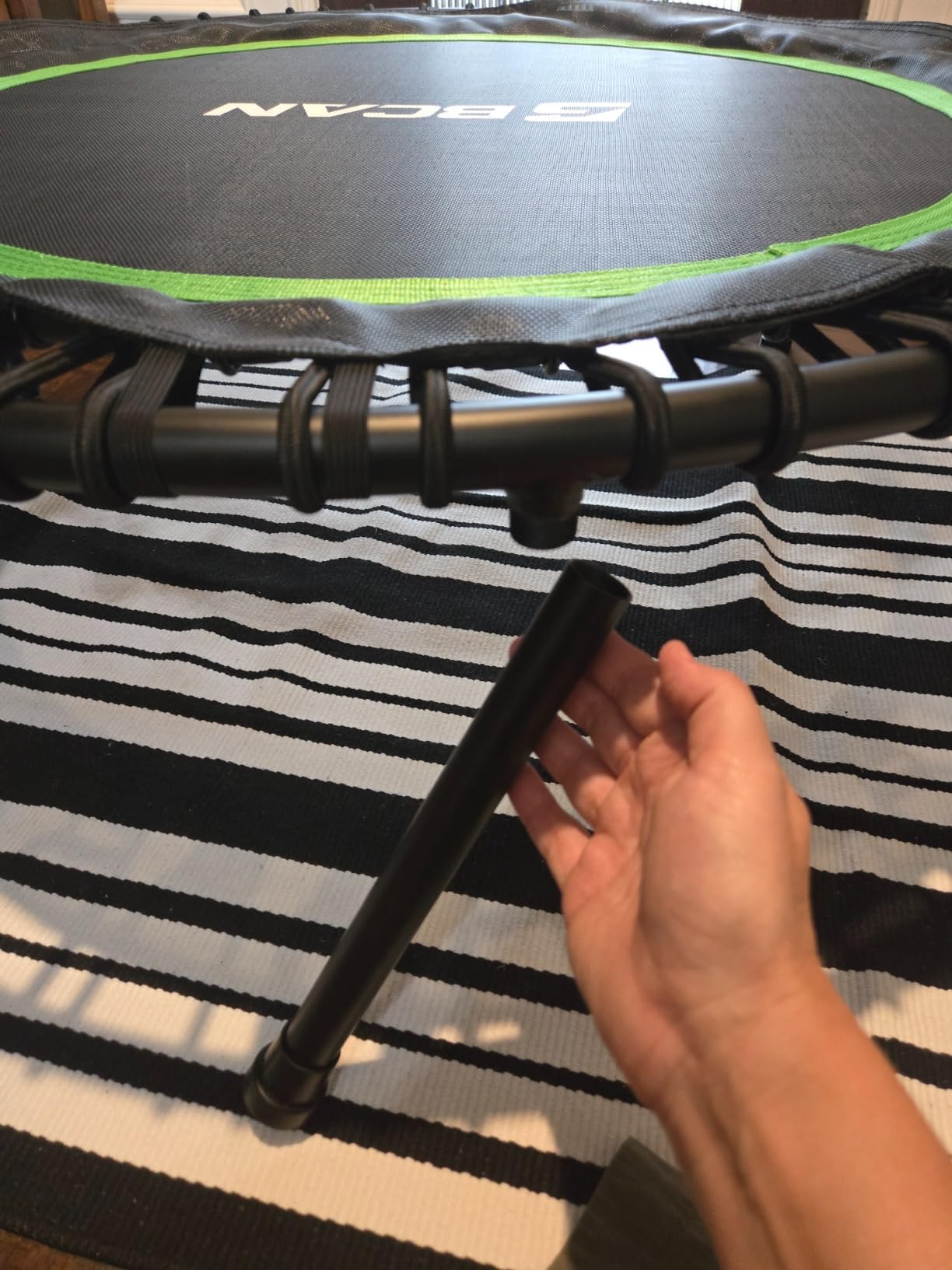 BCAN BT2 450/550LBS Mini Rebounder Trampoline for Adults with Bar, Fitness Trampoline with Bungees, Adjustable Handle, Stable & Quiet, Indoor Outdoor, Whole-Body Workout & Relaxation at Home-40IN/48IN customer photo 2