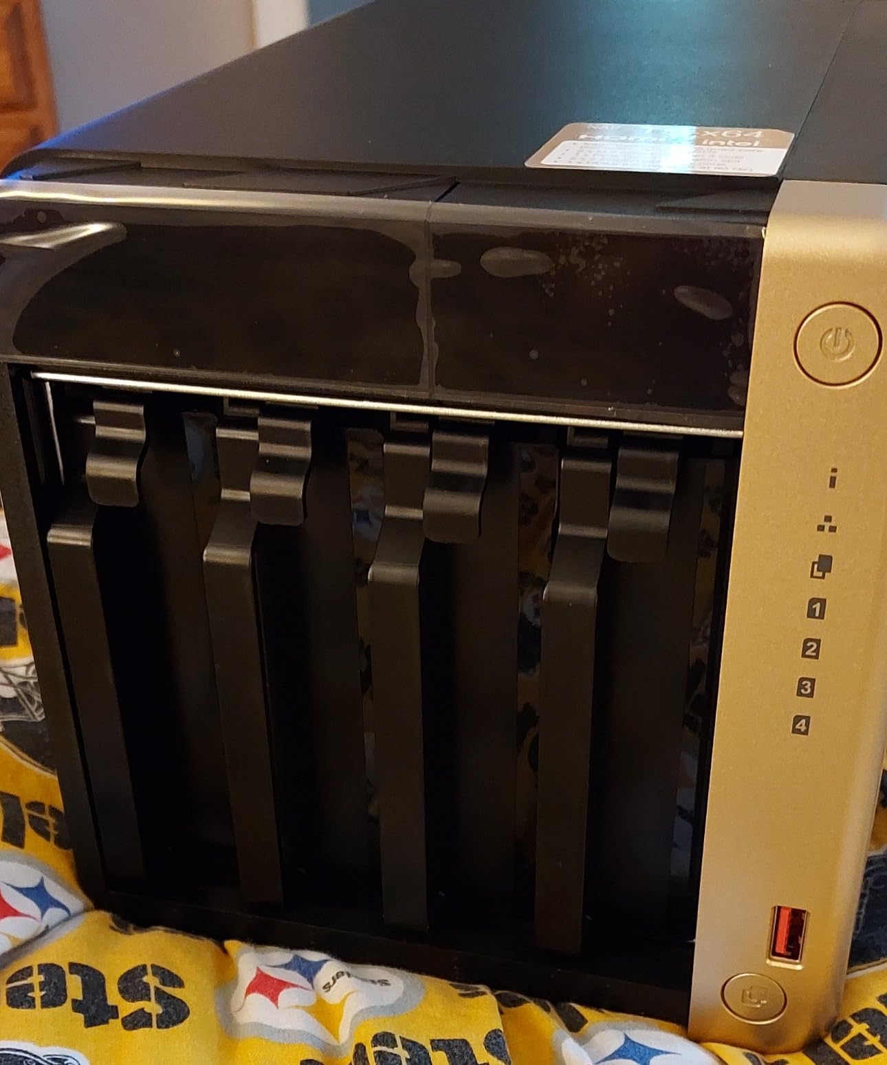 QNAP TS-464-8G-US 4 Bay High-Performance Desktop NAS (Diskless) customer photo 2