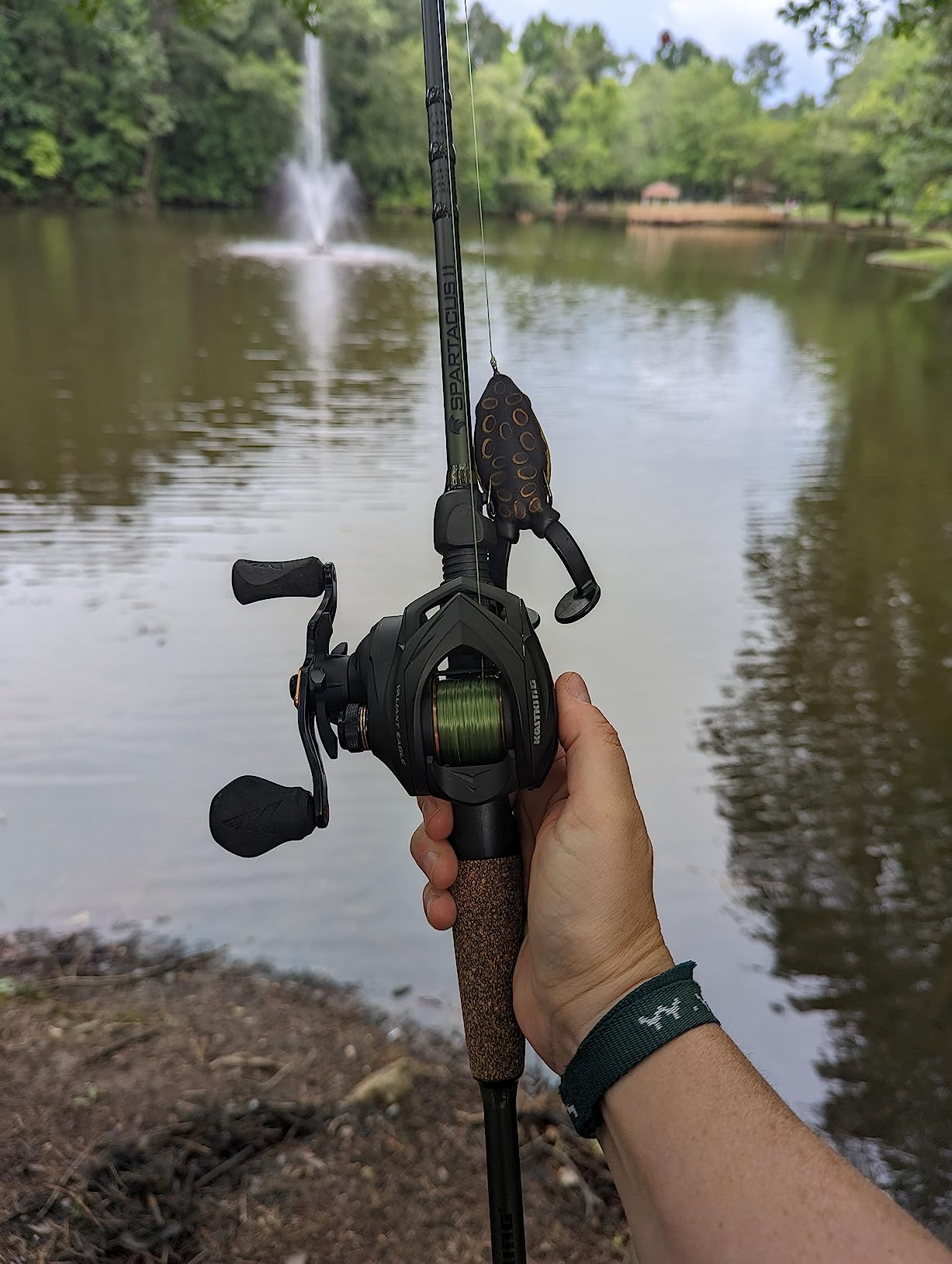 KastKing Spartacus II Fishing Rods - IM6 Graphite Blanks Casting & Spinning Rods, 2-Piece Rods with Extra Tip Section, PTS Power Transition System, KastFlex Technology, Rubber Cork Handle customer photo 1