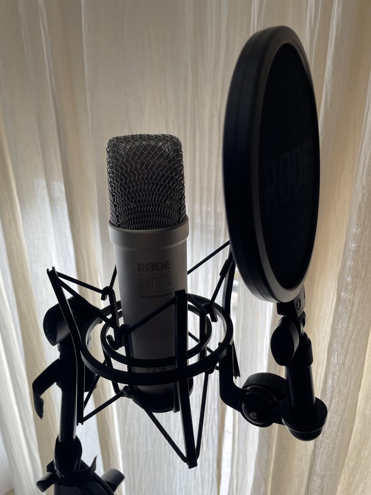 Rode NT1 5th Gen Large-Diaphragm Studio Condenser Microphone - XLR & USB Outputs - Shock Mount & Pop Filter Included customer photo 1