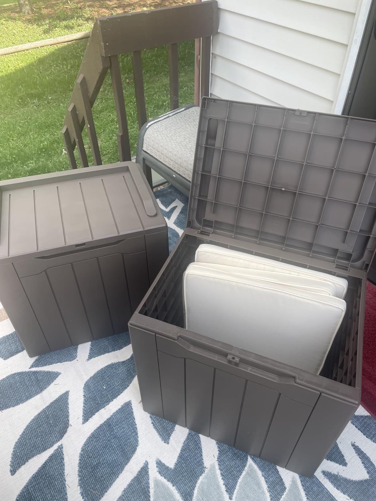 Devoko 30 Gallon Resin Deck Box Waterproof Outdoor Storage Box for Patio Furniture Pool Accessories Indoor Storage for Cushion Garden Tools customer photo 2