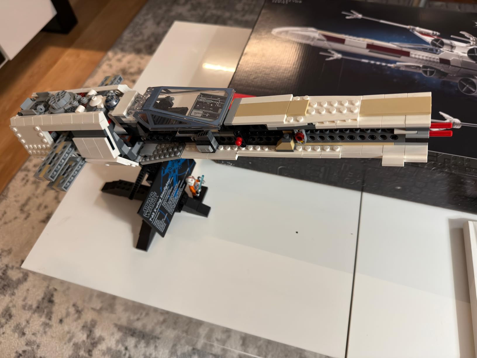 LEGO Star Wars Ultimate Collector Series X-Wing Starfighter Building Set (75355) - with Luke Skywalker Minifigure customer photo 2