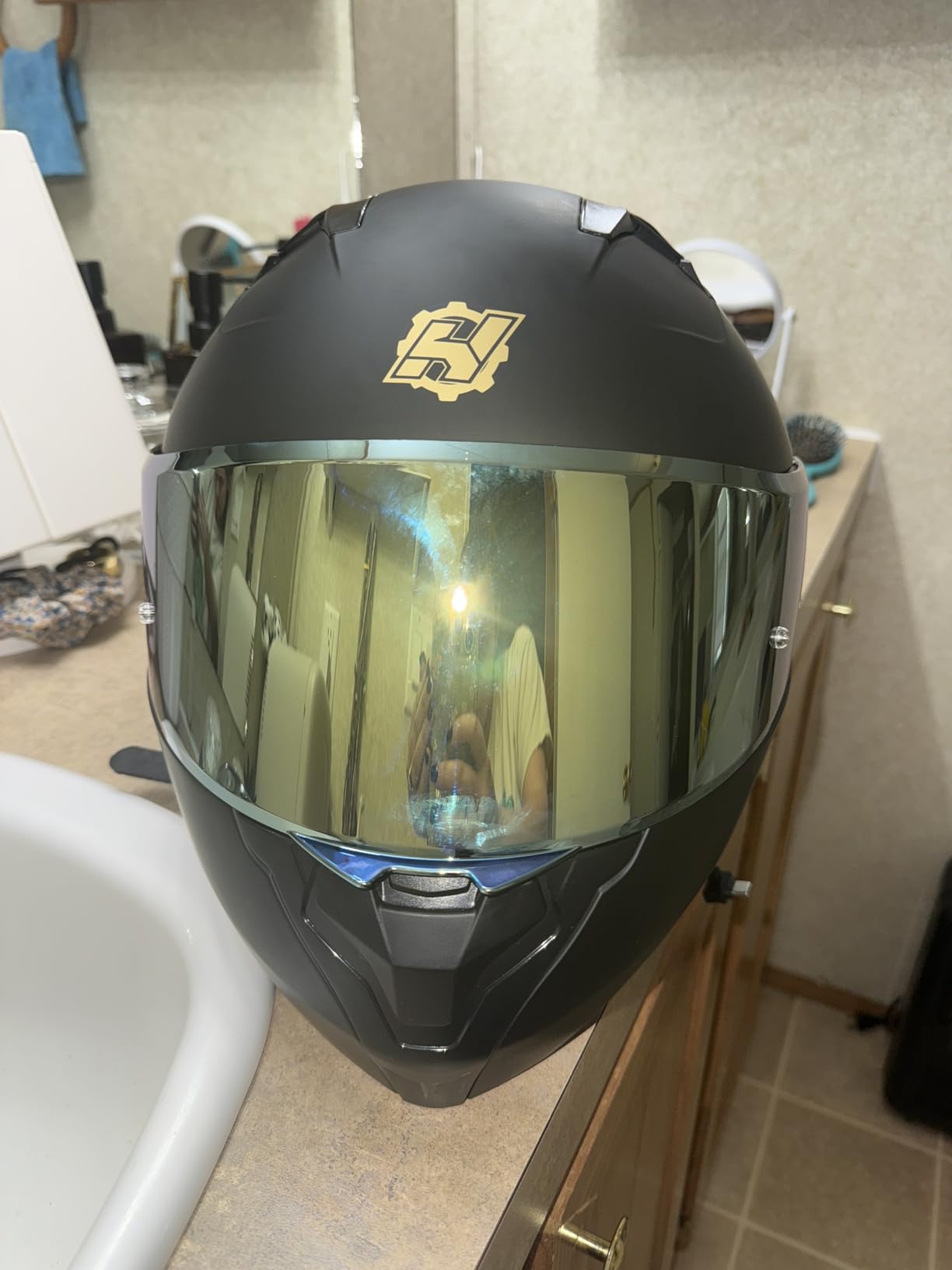 HAX Amatista Modular Flip-Up Dual Visor Motorcycle Helmet - DOT/ECE Approved, Lightweight, Comfortable, and Stylish customer photo 2