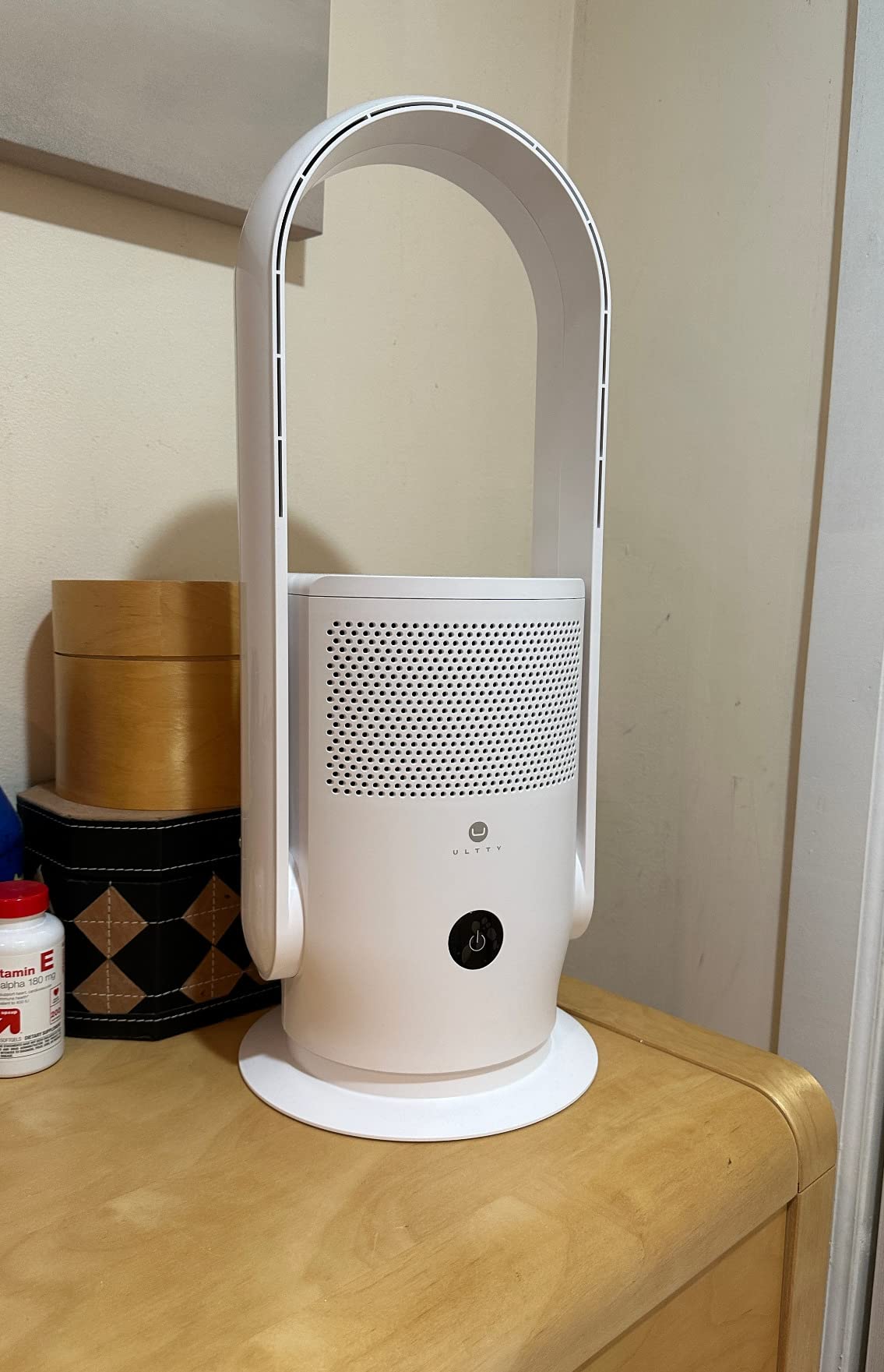 U ULTTY Bladeless Tower Fan with Air Purifier, 90° Oscillating Bladeless Fan with Remote, Touch, 8H Timer, Floor Fans for Bedroom Whole Room Home Office R021, White customer photo 2