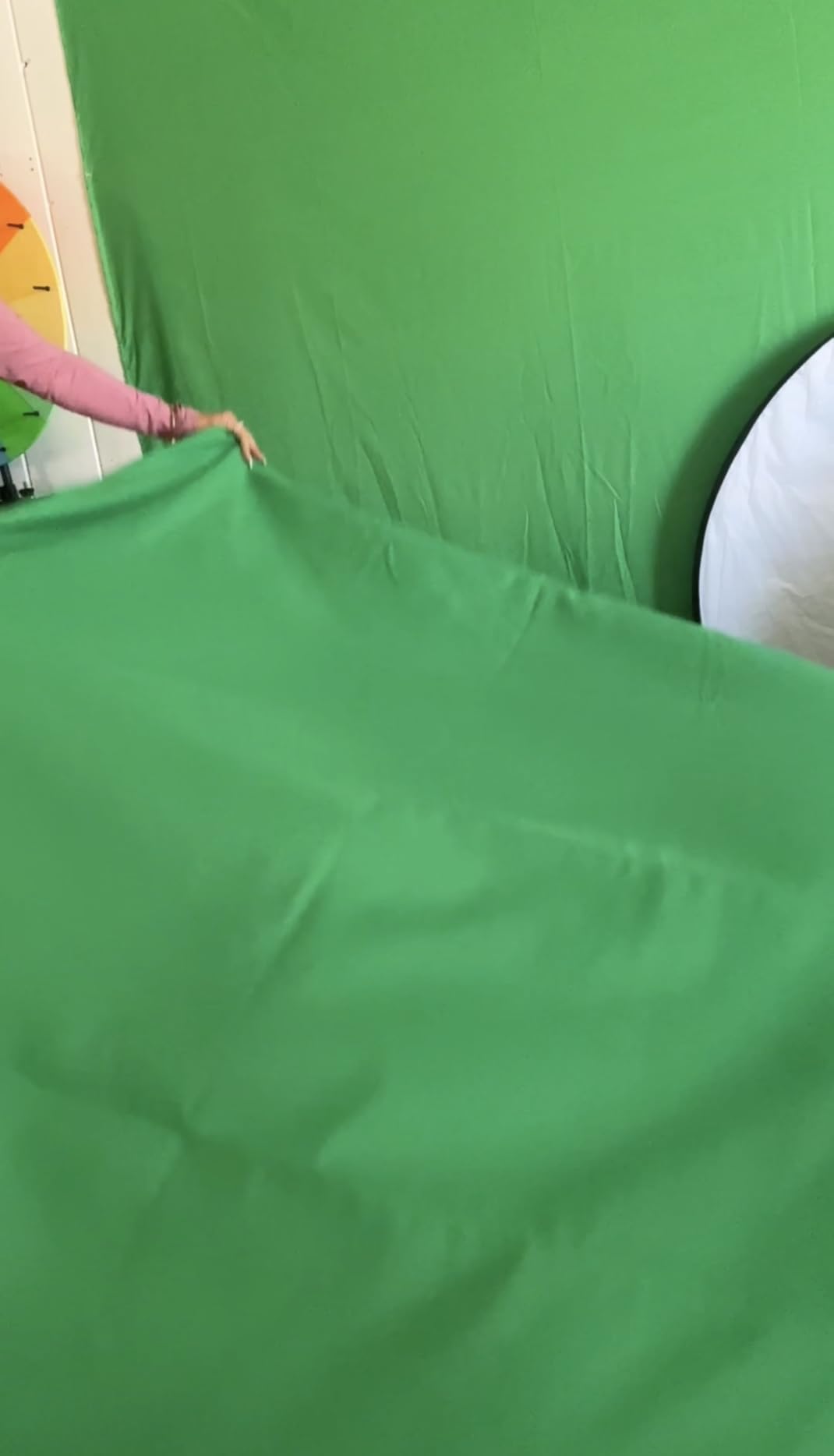 Green Screen Backdrop 10x10 ft, Chroma Key Greenscreen Background for Streaming Zoom, Photo Backdrop Curtain for Photography, Thick Polyester Fabric Cloth Sheet for Photoshoot Video (Backdrop Only) customer photo 1