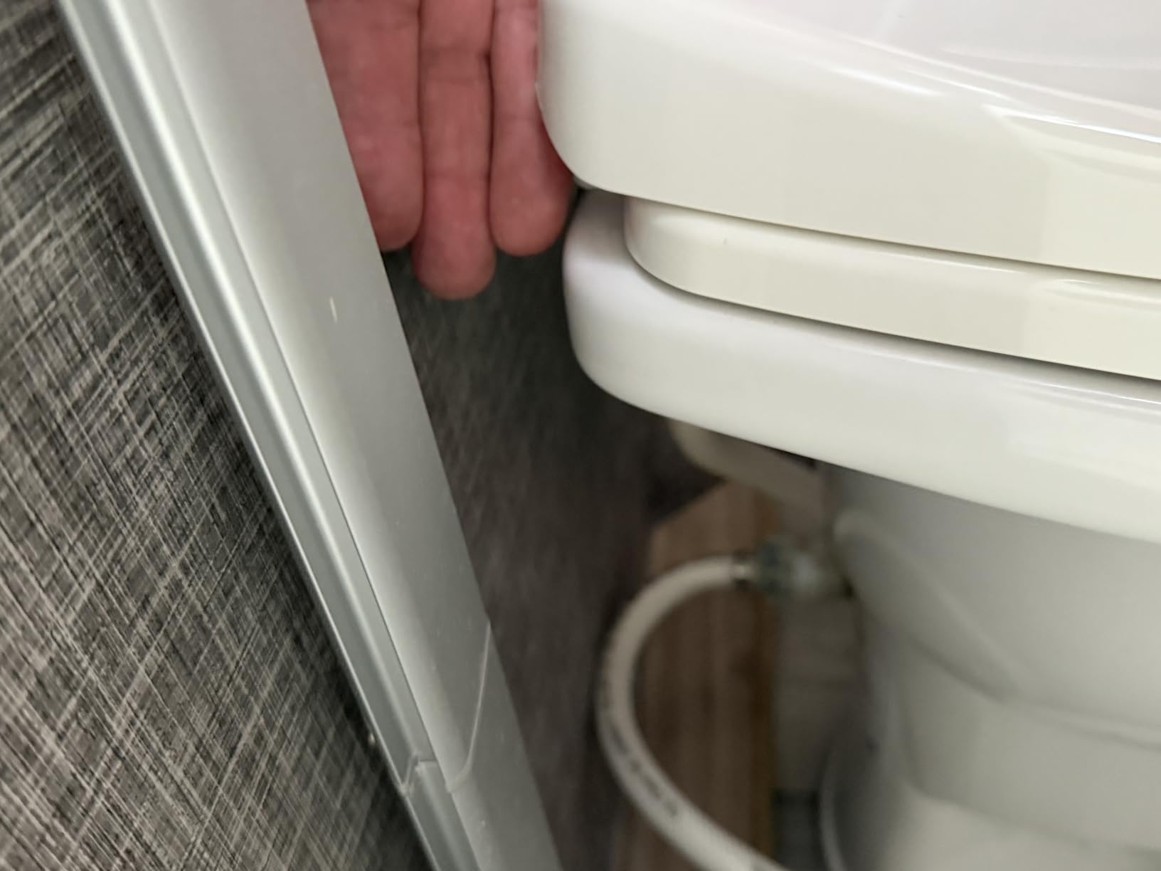 Dometic Model 410 Complete RV Toilet - Round Porcelain Bowl, Universal Fit & 2-Bolt Mount, 18 Chair Height Residential-Style, Gravity Flush Toilet with Soft-Close Seat, White (9610008259) customer photo 2