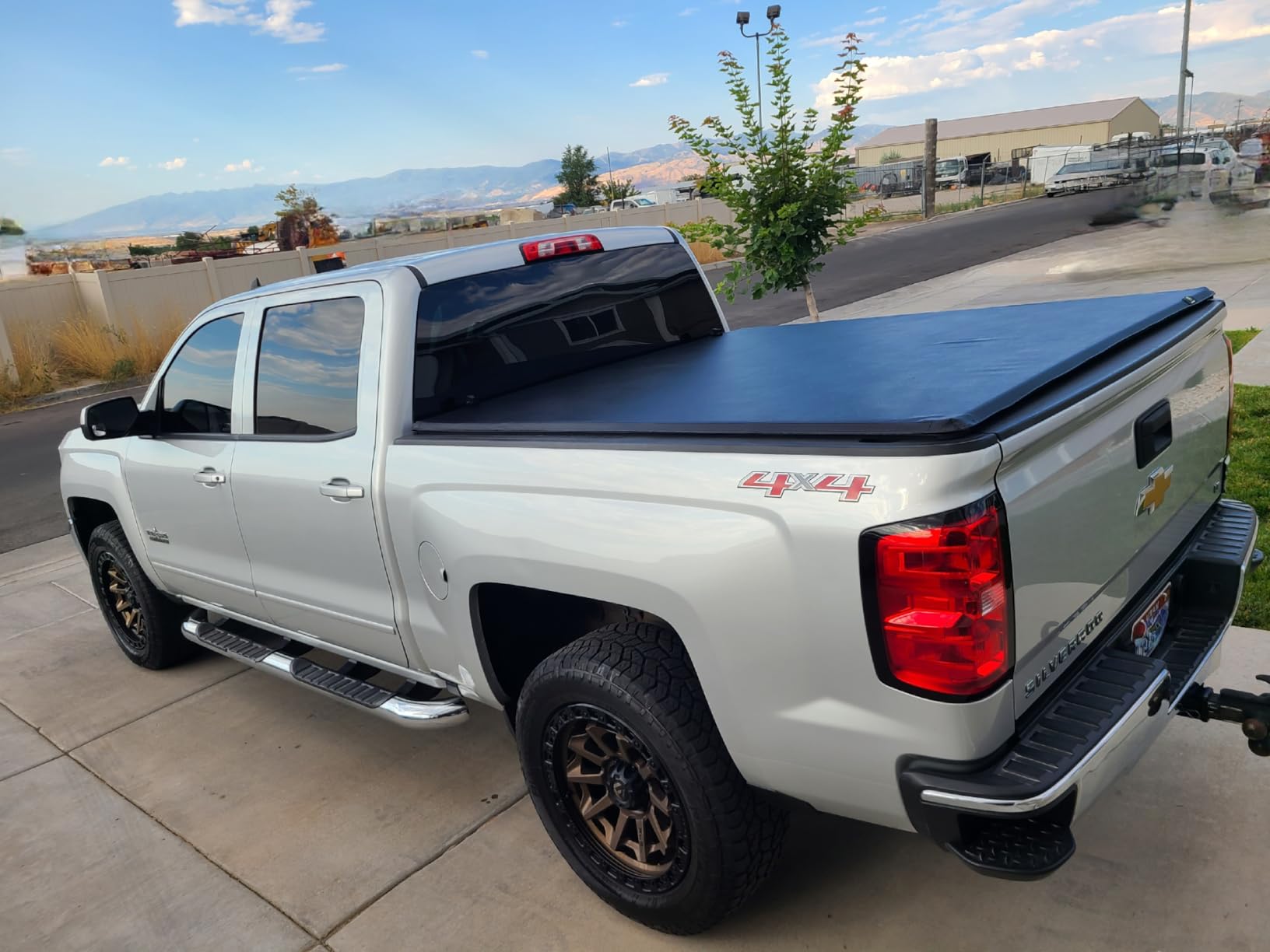 AUTOSAVER88 Soft Roll Up Truck Bed Tonneau Cover - 2007-2026 Chevy Silverado/GMC Sierra 1500 New Body Style 5.8ft Bed customer photo 2