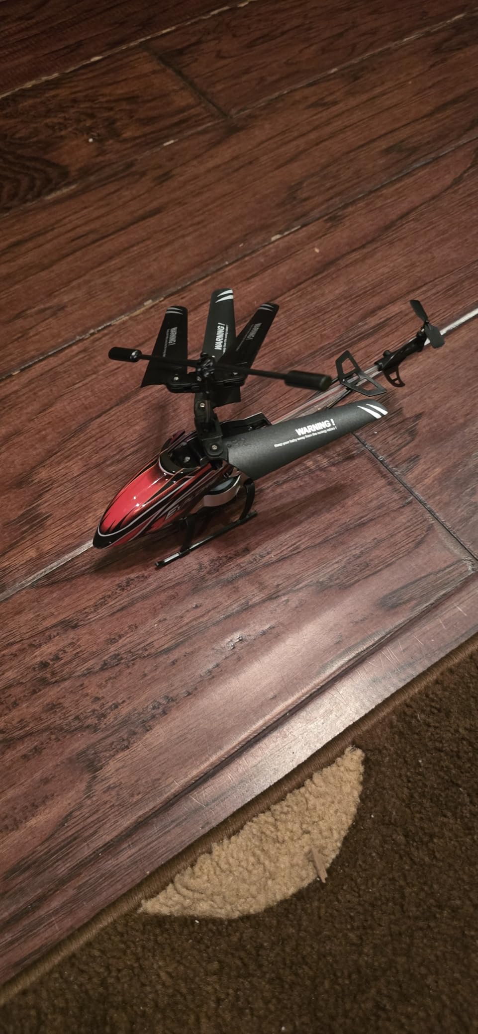 BUSSGO RC Helicopter, Remote Control Helicopter for Kids with 30Mins Flight (2 Batteries), 7+1 LED Light Modes, Altitude Hold customer photo 2