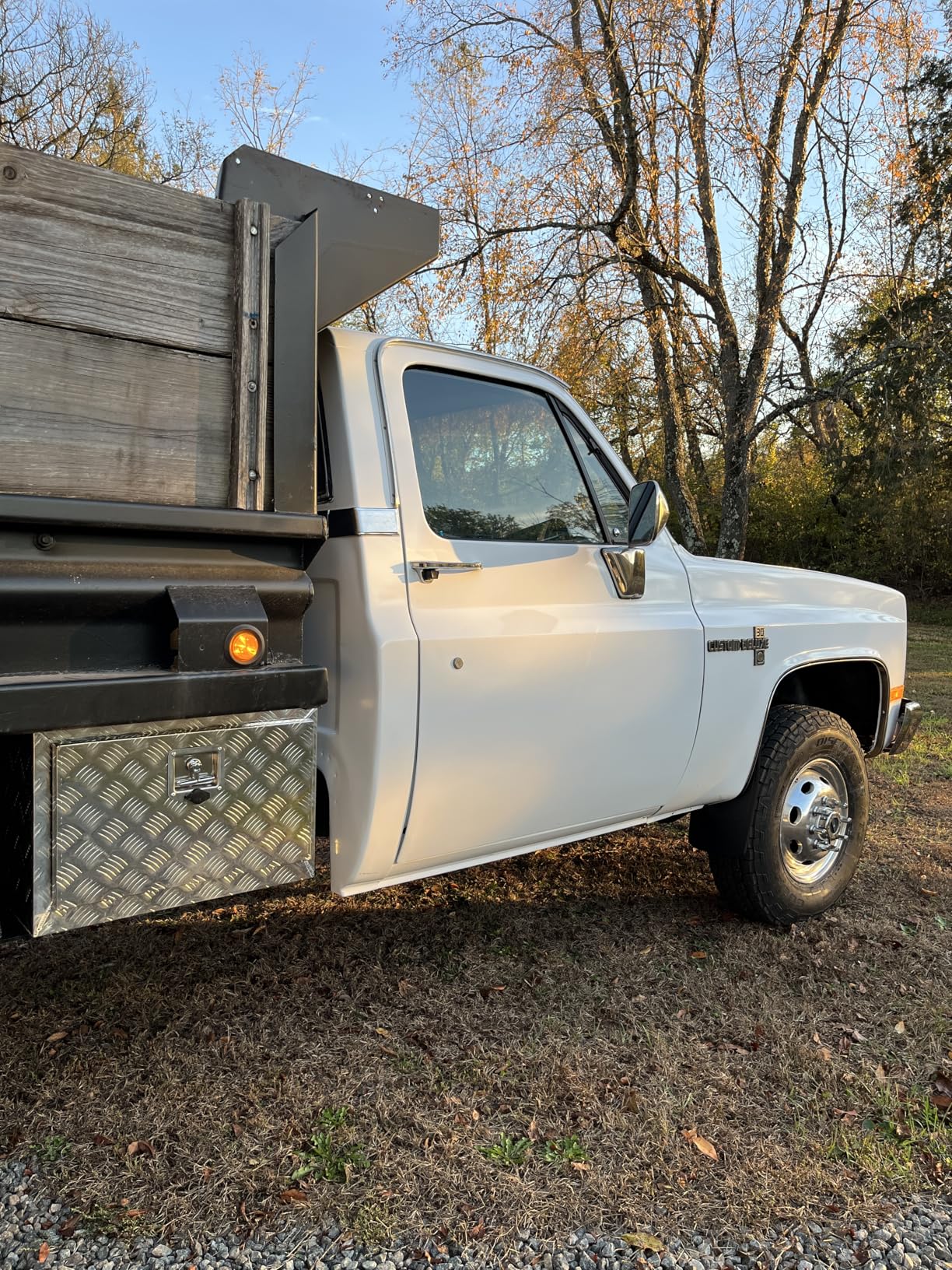 VEVOR Underbody Truck Box, 48