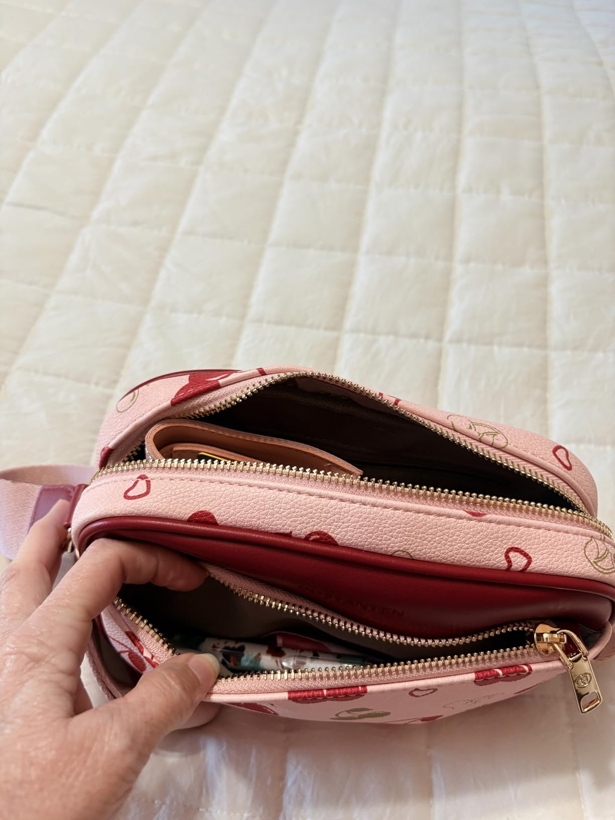 BOSTANTEN Quilted Crossbody Bags for Women Vegan Leather Purses Shoulder Handbags with Wide Strap customer photo 2