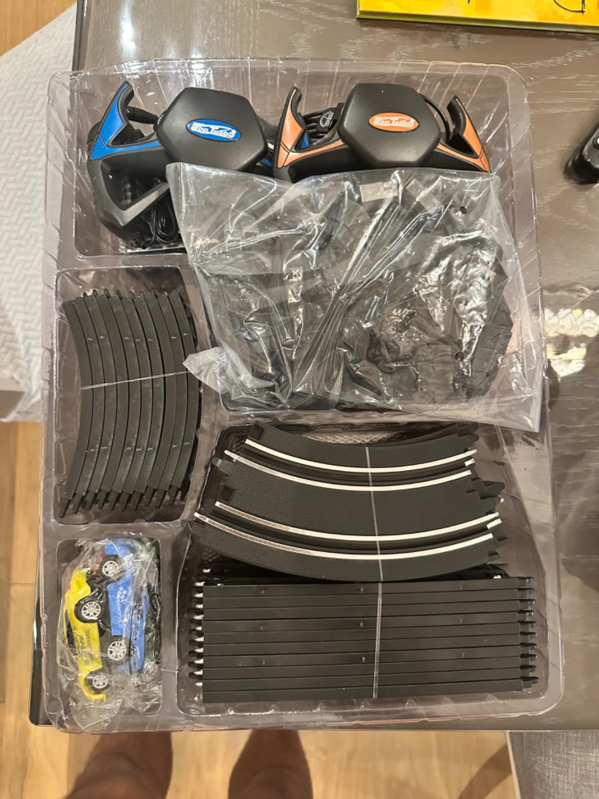 Slot Car Race Track Sets for Boys Kids,Battery or Electric Race Car Track with 4 High-Speed Slot Cars and 2 Hand Controllers,Dual Racing Game Lap Counter Circular Overpass Track Toys Age 6 7 8-12 customer photo 2