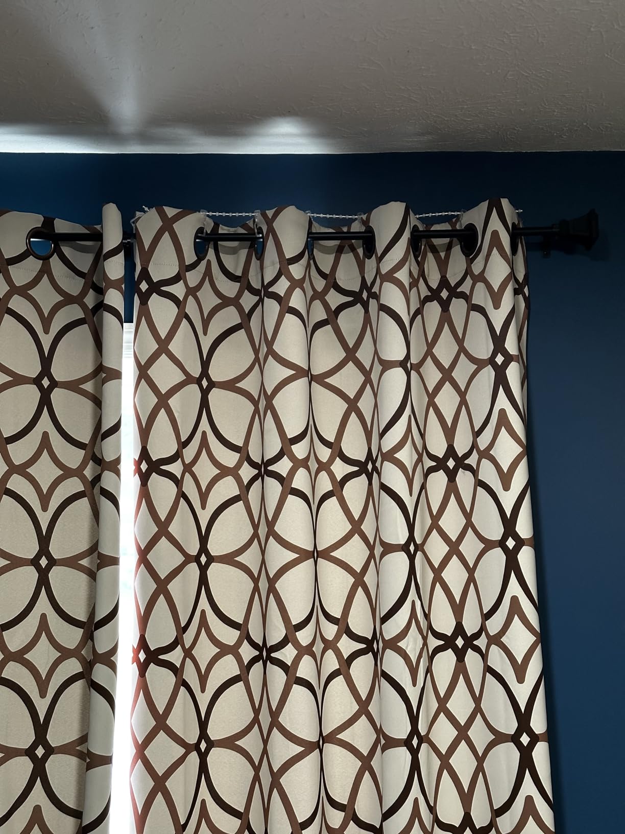 SwitchBot Automatic Curtain Opener - Bluetooth Remote Control Smart Curtain with App/Timer, Upgraded High-Performance Motor, Add SwitchBot Hub to Work with Alexa, Google Home, HomeKit customer photo 1