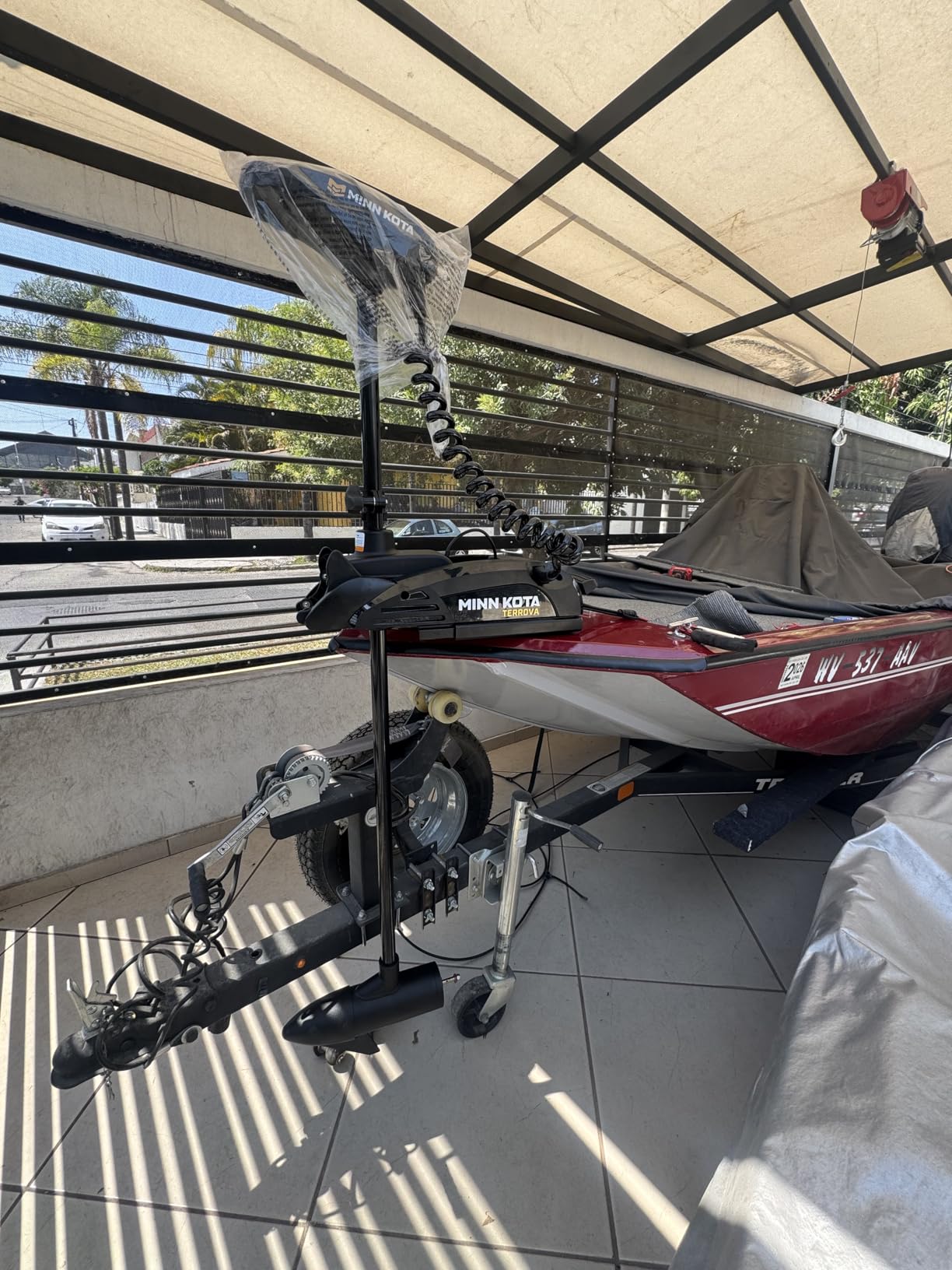 Minn Kota Terrova Bow-Mount Electric Trolling Motor with GPS, Spot-Lock - 55 Lb. Thrust, 54 In. Shaft, Freshwater customer photo 1