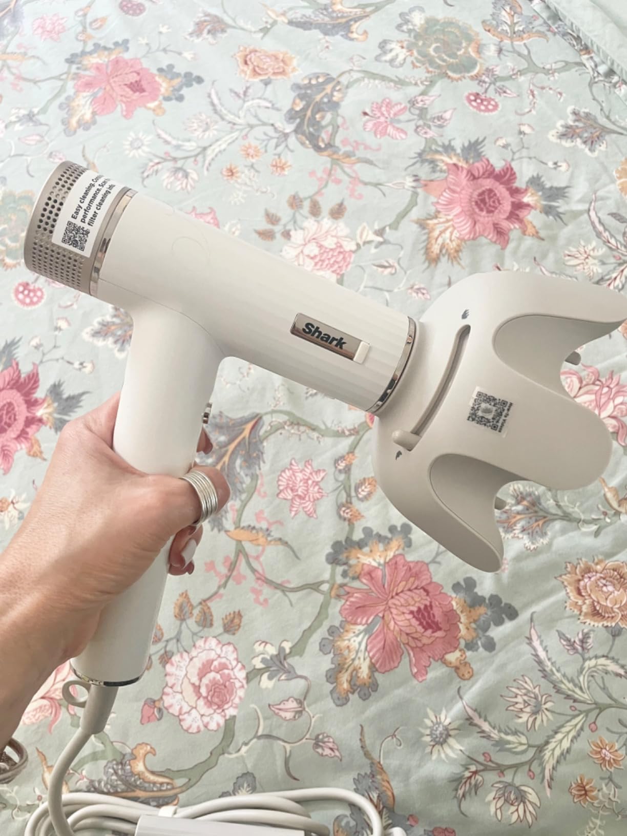 Shark Hair Dryer SpeedStyle RapidGloss Finisher and High-Velocity, Ionic Hair Blow Dryer with IQ Speed Styling and Drying Suite, No Heat Damage, Best for Curly and Coily Hair, Silk, HD332 customer photo 2