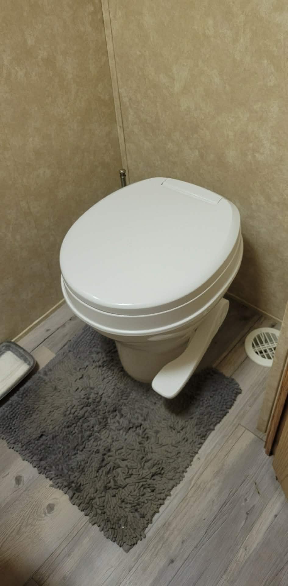 SEAFLO RV Toilet, Residential Height 18.4