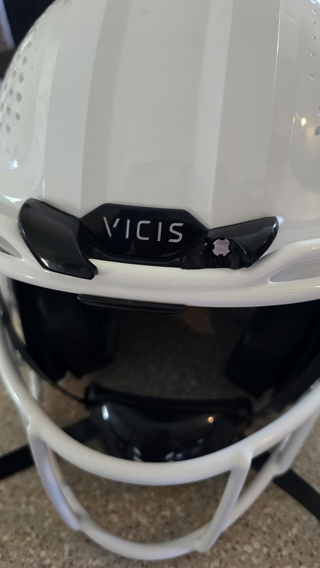 VICIS ZERO2 Varsity Football Helmet customer photo 1