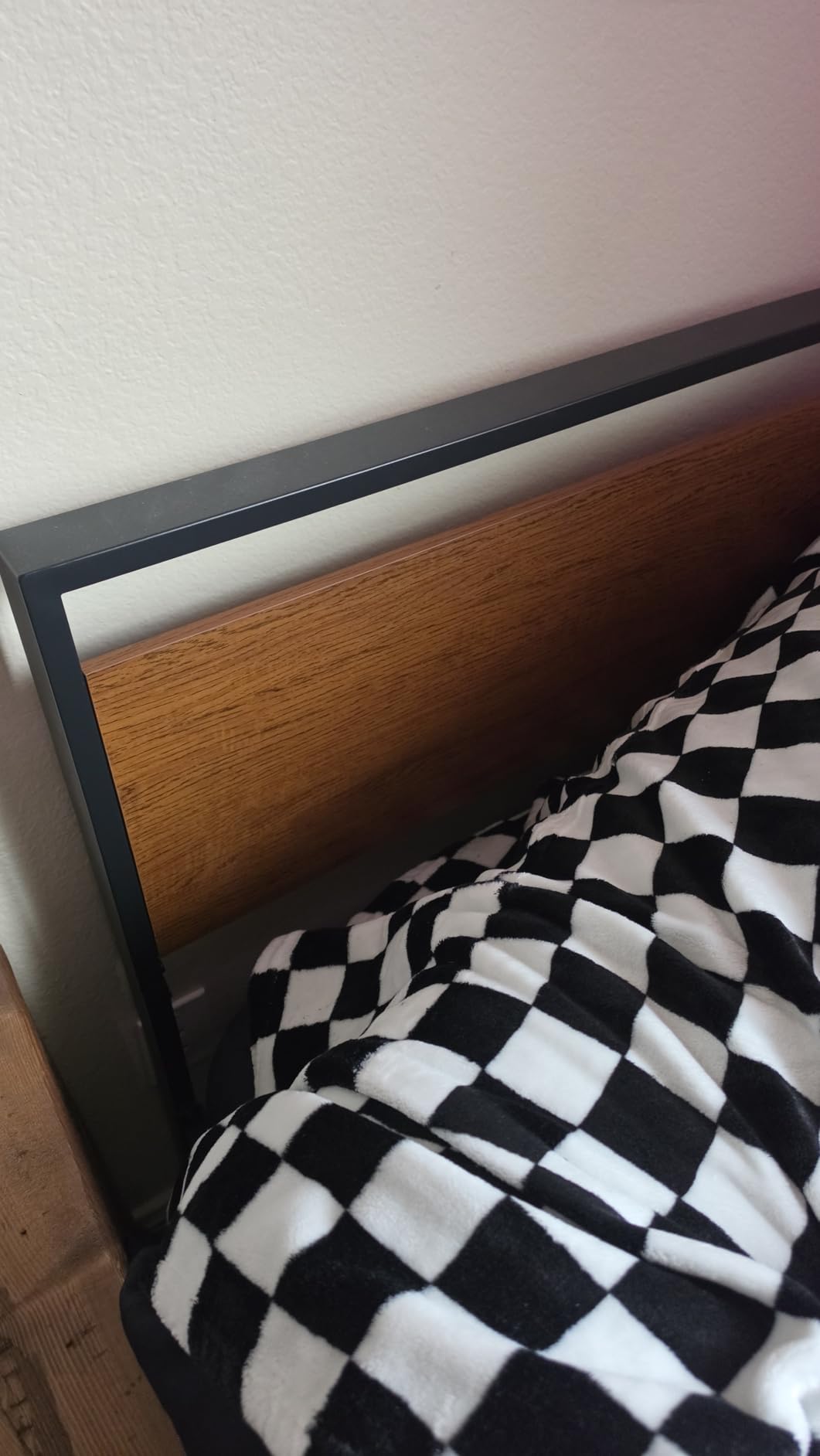 SHA CERLIN 14 Inch Queen Size Metal Platform Bed Frame with Wooden Headboard and Footboard, Mattress Foundation, No Box Spring Needed, Large Under Bed Storage, Non-Slip Without Noise, Black Oak customer photo 1