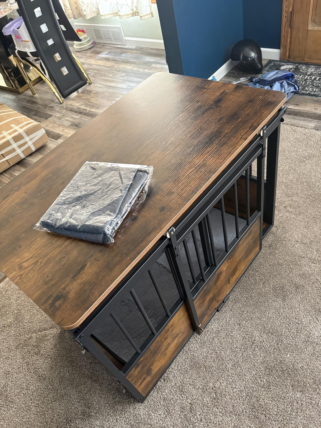 KOOPRO 32 Inch Dog Crate Furniture with Cushion for Large Medium Dogs, Wooden Heavy Duty Dog Kennel with Double Doors, Decorative Pet House Dog Cage Side End Table Indoor, Sliding Door Chew-Resistant customer photo 2