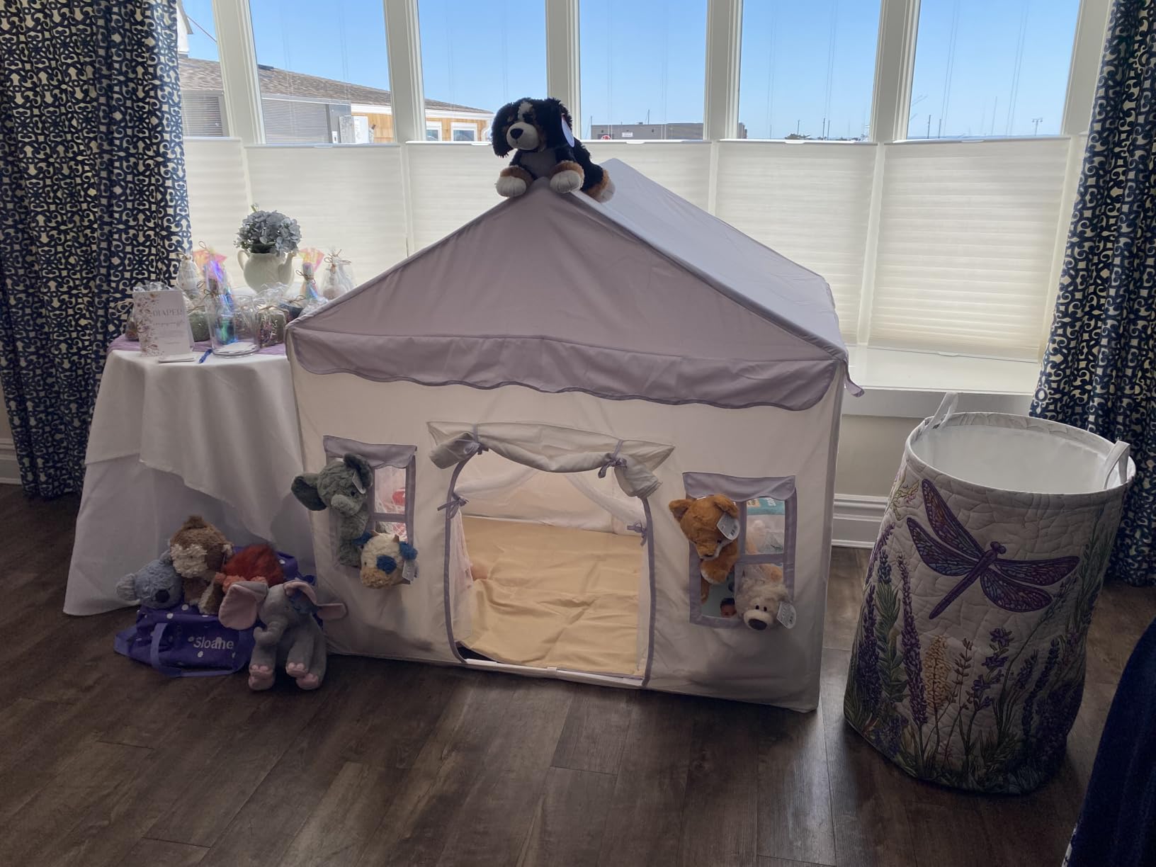 Besrey Kids Play Tent 2 in 1 with Padded Mat and Lights, Large Kids Playhouse with 2 Doors & 4 Windows, Indoor & Outdoor customer photo 1