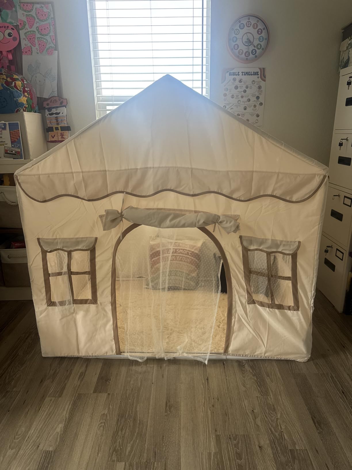 Besrey Kids Play Tent 2 in 1 with Padded Mat and Lights, Large Kids Playhouse with 2 Doors & 4 Windows, Indoor & Outdoor customer photo 2