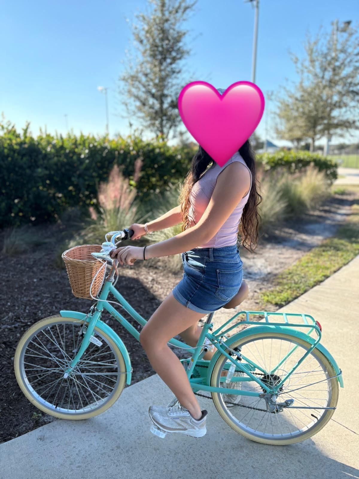 Glerc 20 24 26 Inch Beach Cruiser Bike, 6-Speed Hybrid City Bicycle for Girls Youth and Over 6 Years Old, Missy Bike with Wicker Basket & Lightweight customer photo 1