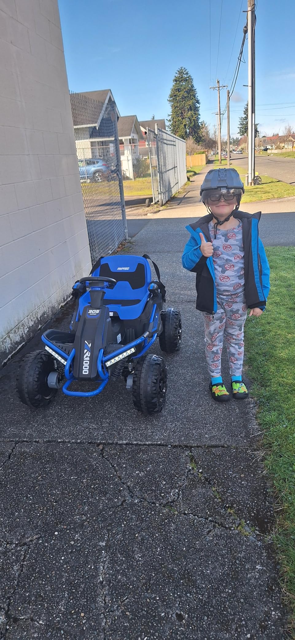 ANPABO 24V 4x4 Ride On Toys for Big Kids Aged 3-12, 4x200W Motors, 5MPH, Wide Adjustable Seat, Parent Remote, Metal Frame, Shock Absorber, for Off-Road Ride customer photo 2