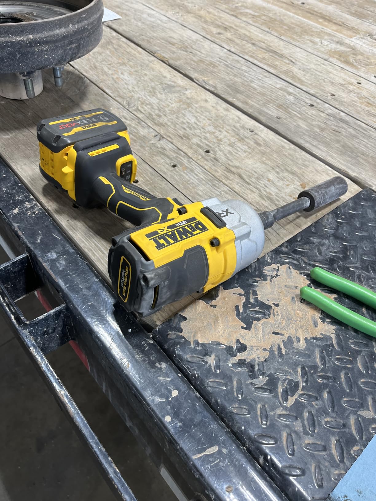 DEWALT 20V MAX Cordless Impact Wrench, 1/2
