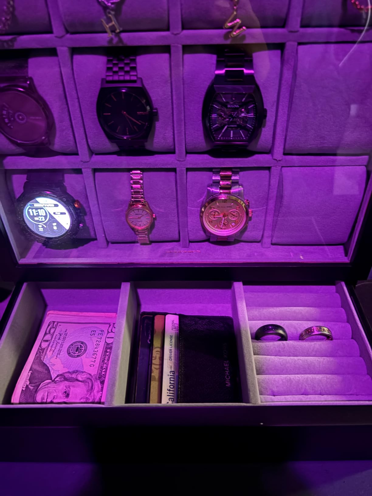 SONGMICS 12-Slot Watch Box, Watch Display Case with Window, Solid Wood Veneer, Velvet Lining, Vertical Storage, Space Saving, Gift Idea, Ebony Black UJOW014B01 customer photo 2