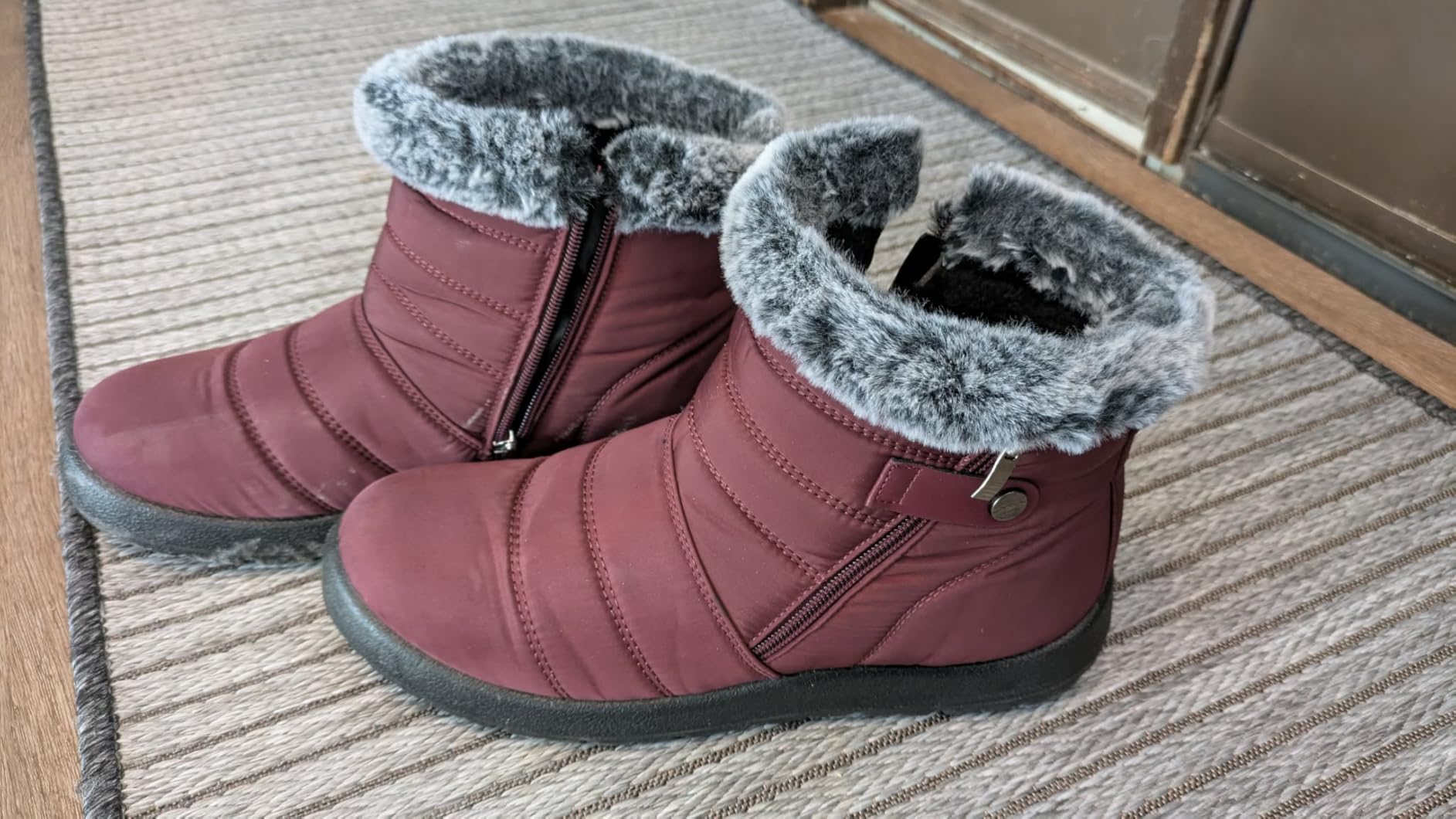 SHIBEVER Women Winter Snow Boots: Black Waterproof Walking Booties Non Slip Fur Lined Warm Outdoor Ankle Short Boot customer photo 1