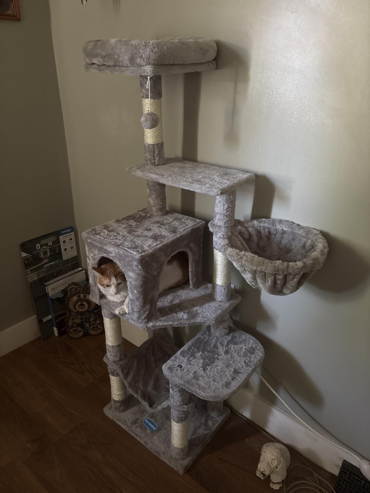Hey-brother Cat Tree with Large Hammock, Multi-Level Cat Tower for Indoor Cats, Cat Condo with Sisal-Covered Scratching Posts and Top Perch, Light Gray MPJ050W customer photo 1