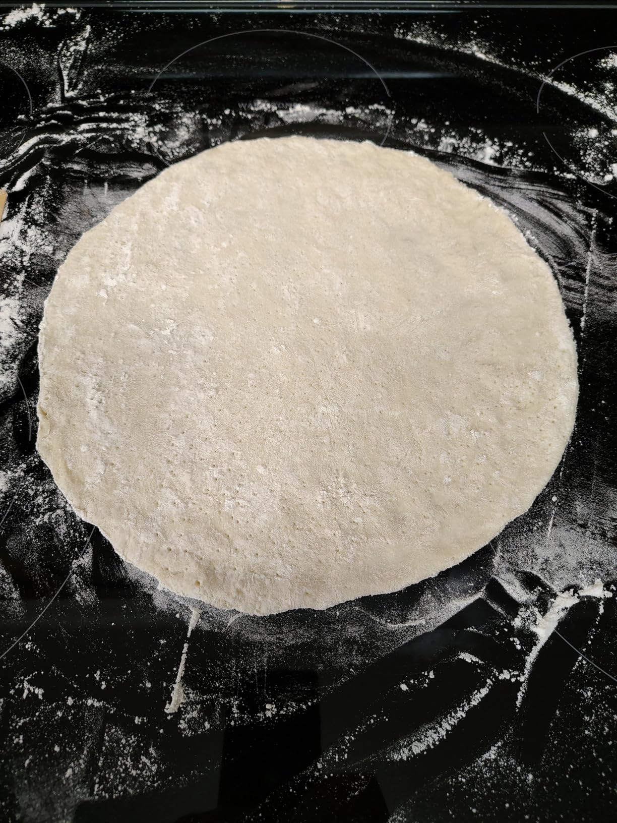 PIEZANO 12 Inch Electric Indoor Pizza Oven Heats up to 800F - Pizza Maker with Ceramic Stone for Crispy Crust Pizza, Cooks in Under 6 Minutes, Countertop, Dual Heat Control, Peels & Scraper Included customer photo 1