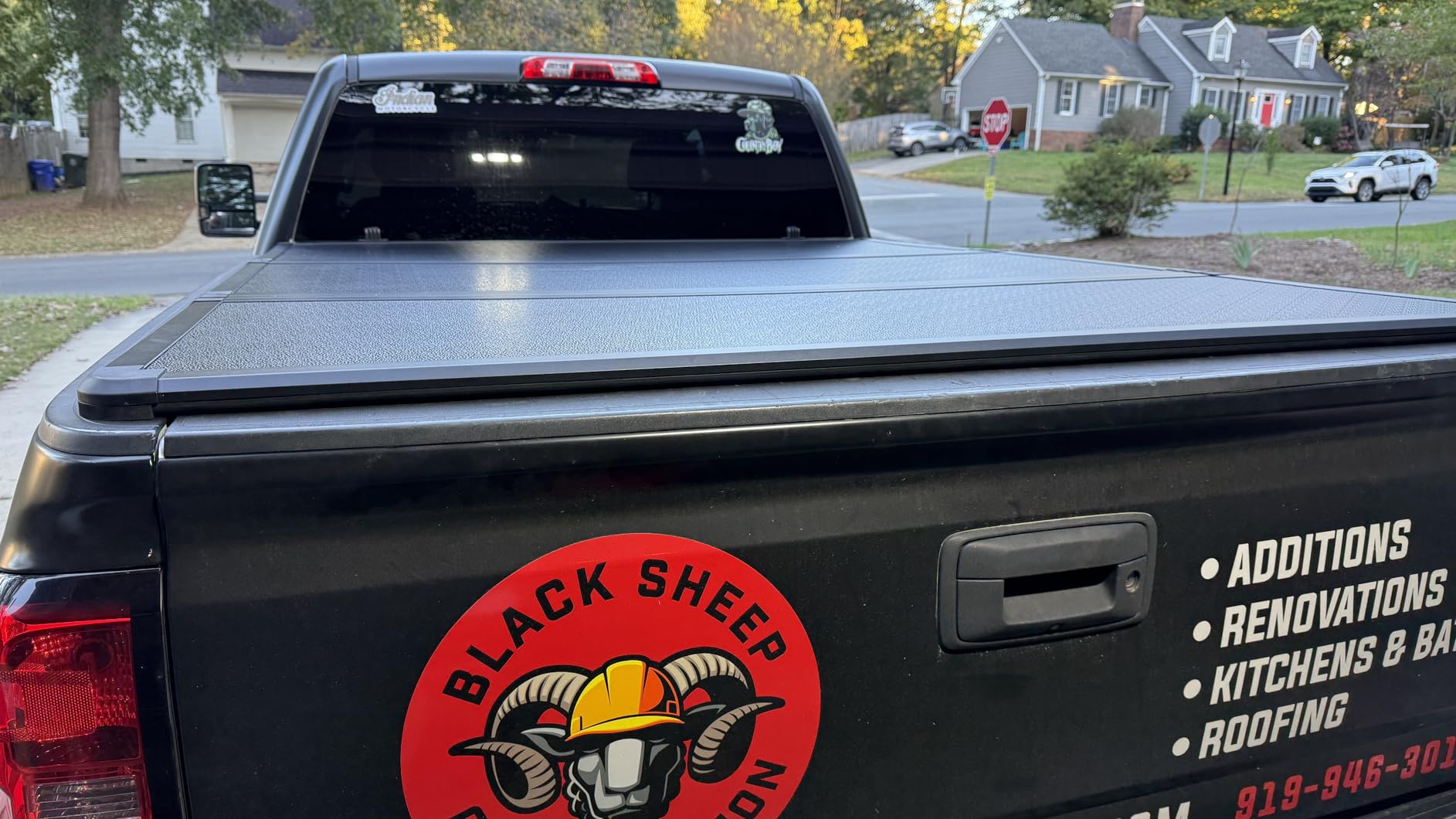 Hard Folding Truck Bed Tonneau Cover - Chevy Silverado & GMC Sierra 1500 (2007-2026) 5.8 FT Short Box - Tri Fold Style customer photo 2