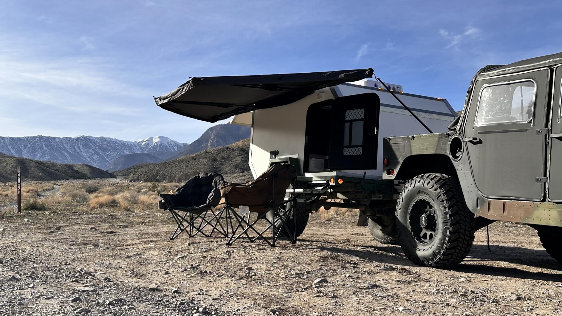 Overland Vehicle Systems 19609917 HD Nomadic 180 LTE Awning Universal | 59 Sq Ft of Coverage | Dark Gray Fabric with Black Travel Cover Included | Twist and Lock Technology | Heat-Sealed Seams customer photo 2