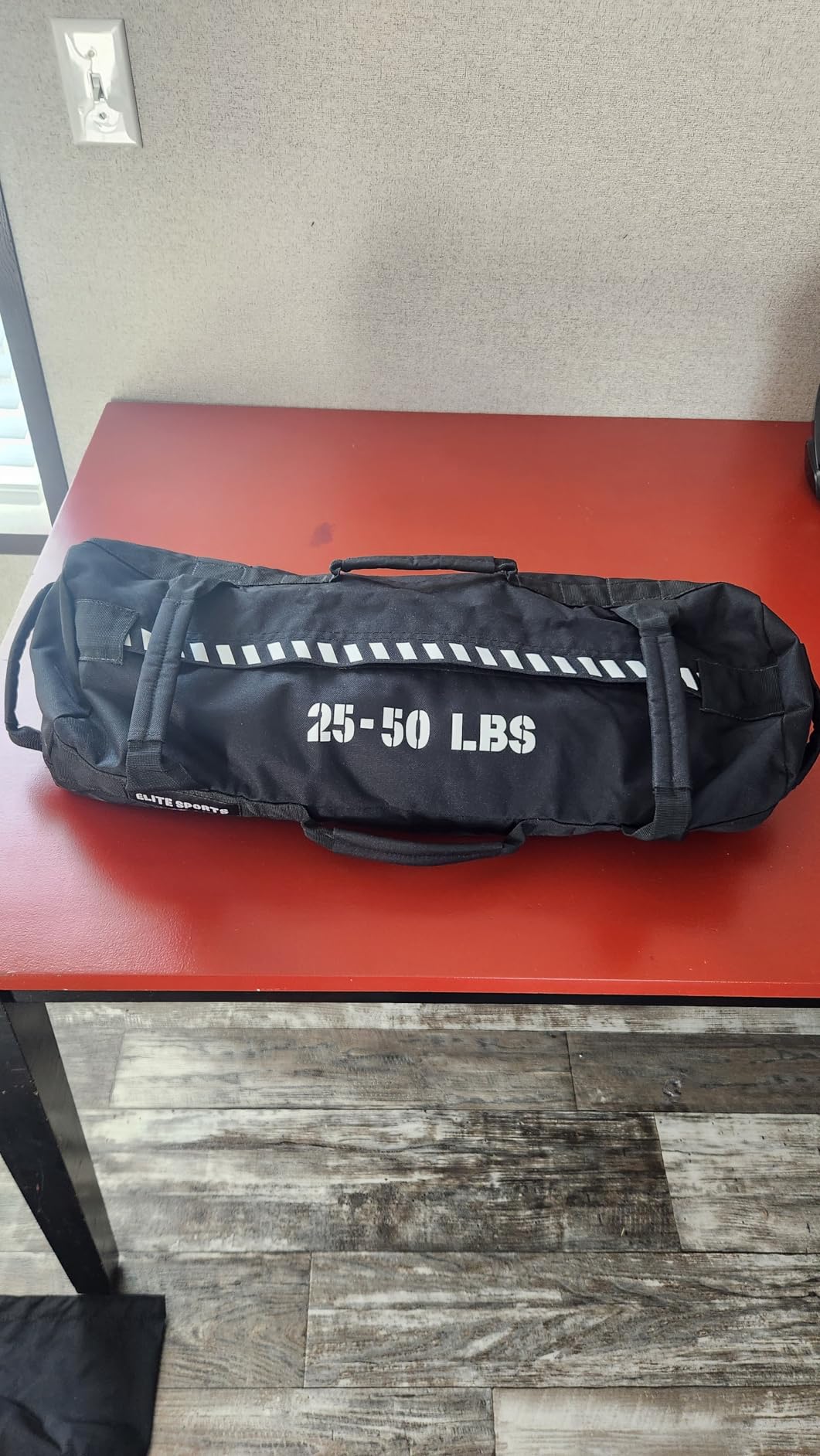 Elite Sports Workout Sandbag for Versatile, Intensive Core Muscles Fitness, Strength Training with Strategic Handle Placement (Unfilled) customer photo 1