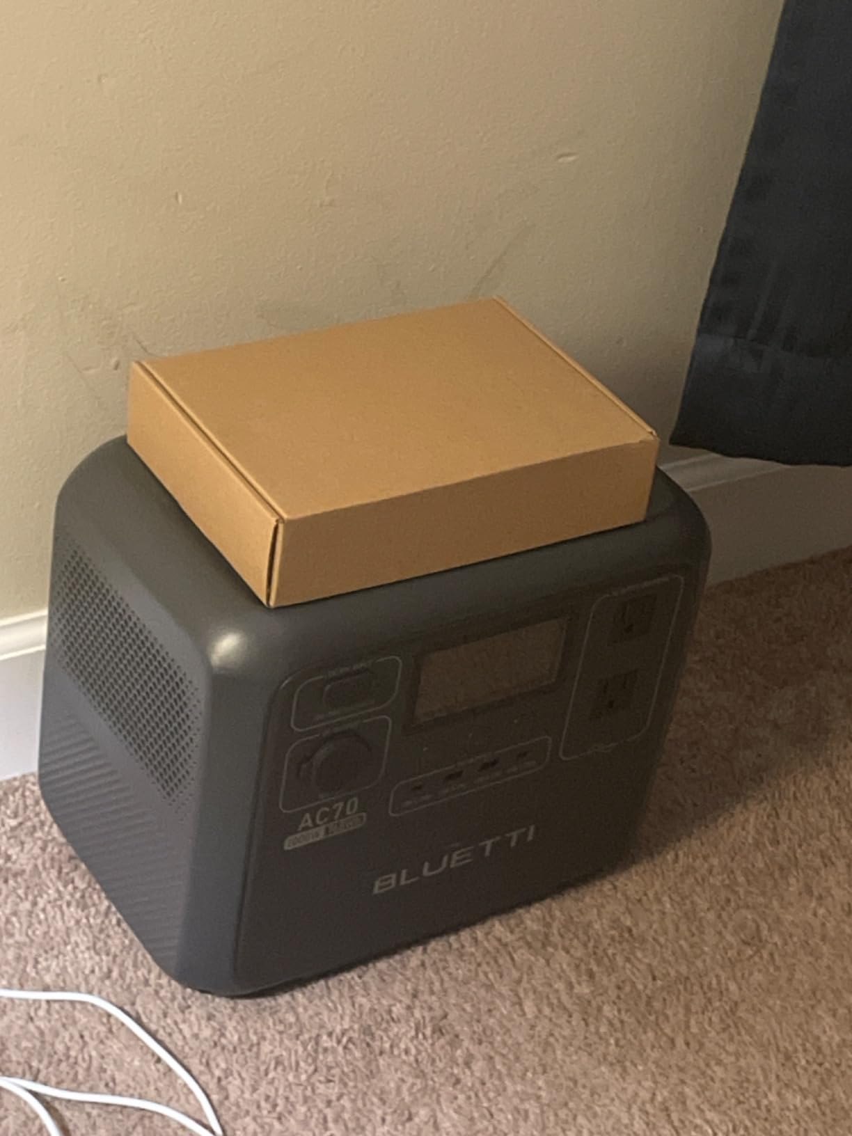 BLUETTI AC70 Portable Power Station, 768Wh Solar Generator w/ 2 1000W AC Outlets (Power Lifting 2000W), 100W Type-C, LiFePO4 Battery Backup customer photo 1