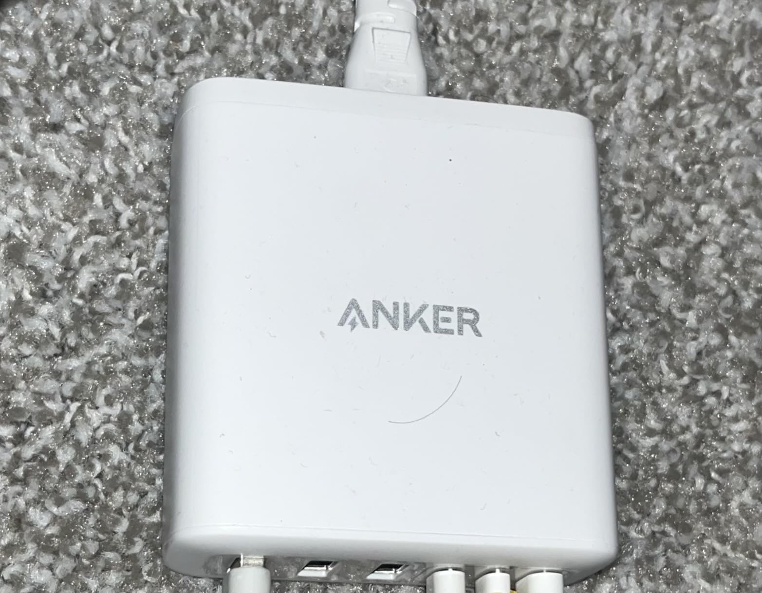 Anker Desktop Charger, Fast Charging USB C Charger with 112W Max 6-Port Desk Accessories for Home Office, Compatible with Multiple Devices, iPhone, iPad, MacBook, Galaxy and More customer photo 1