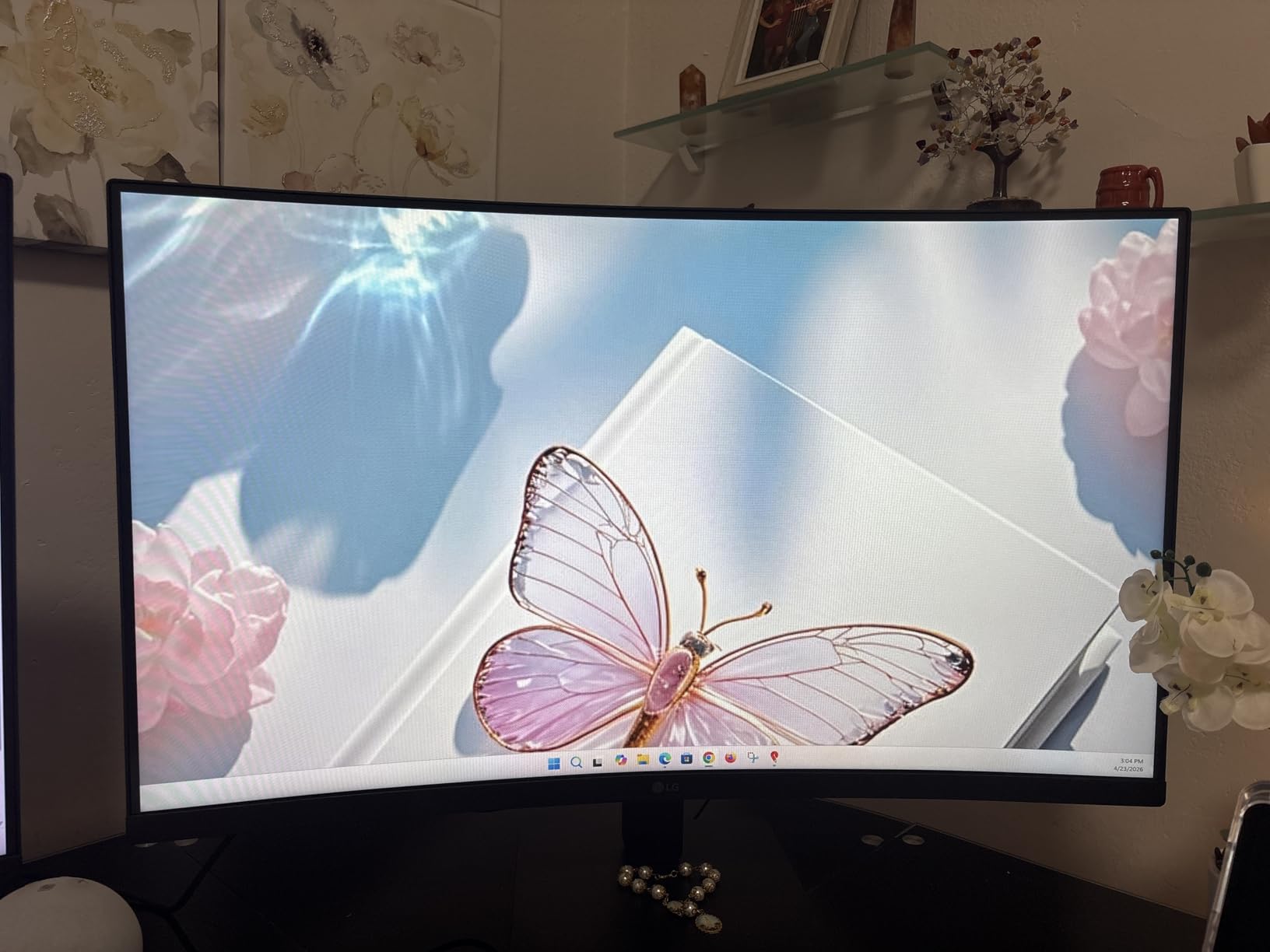 LG 32MR50C-B Curved Monitor 32-Inch FHD 100Hz AMD FreeSync OnScreen Control Dynamic Action Sync Black Stabilizer Tilt Stand (HDMI) customer photo 1