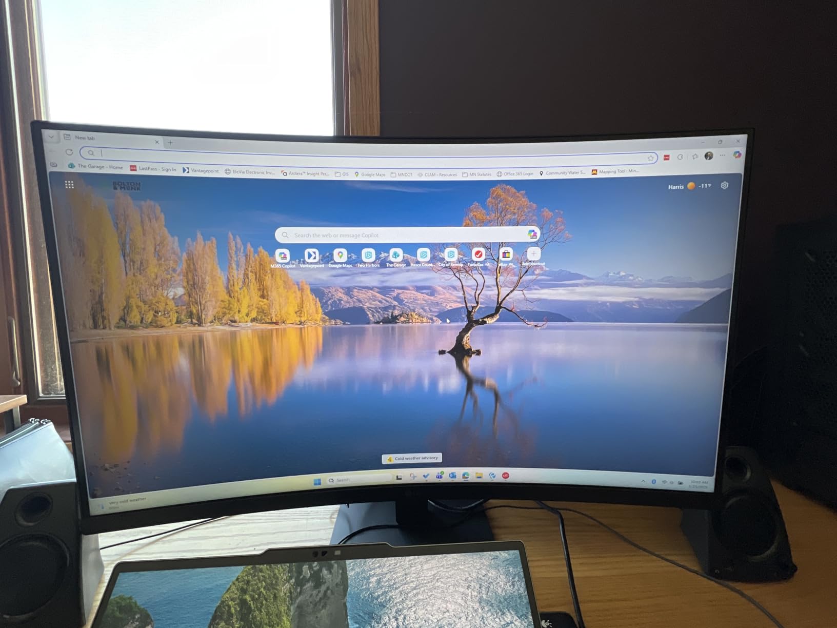 LG 32MR50C-B Curved Monitor 32-Inch FHD 100Hz AMD FreeSync OnScreen Control Dynamic Action Sync Black Stabilizer Tilt Stand (HDMI) customer photo 2