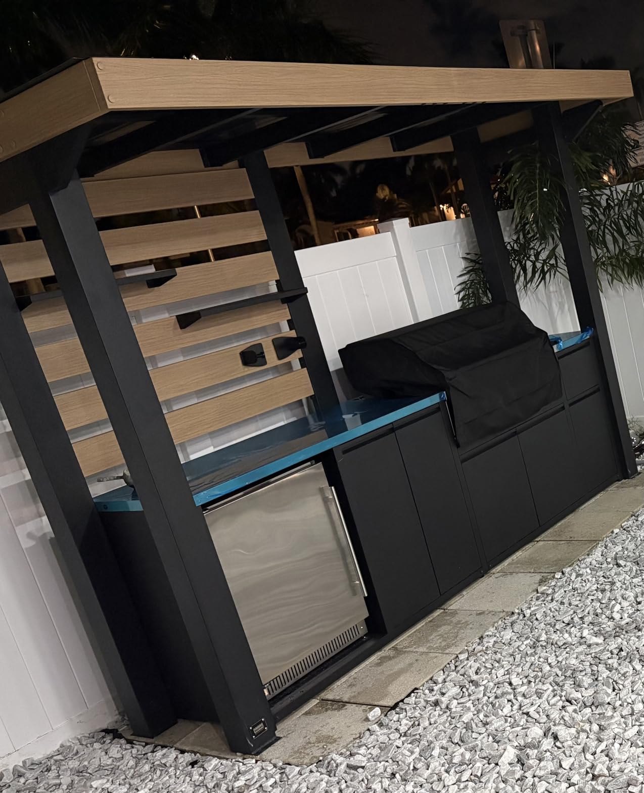 Backyard Discovery Fusion Flame Galvanized Steel Covered Outdoor Kitchen with 5-Burner Stainless, Grill, Refrigerator, Countertop, Storage, and, Roof for All-Season Outdoor Cooking, electric customer photo 1